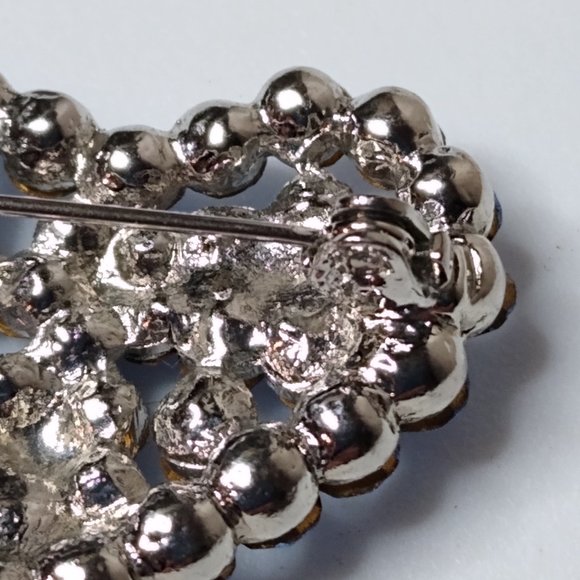 Blue Glass And Metal Heart With Flowers Brooch - Picture 11 of 14